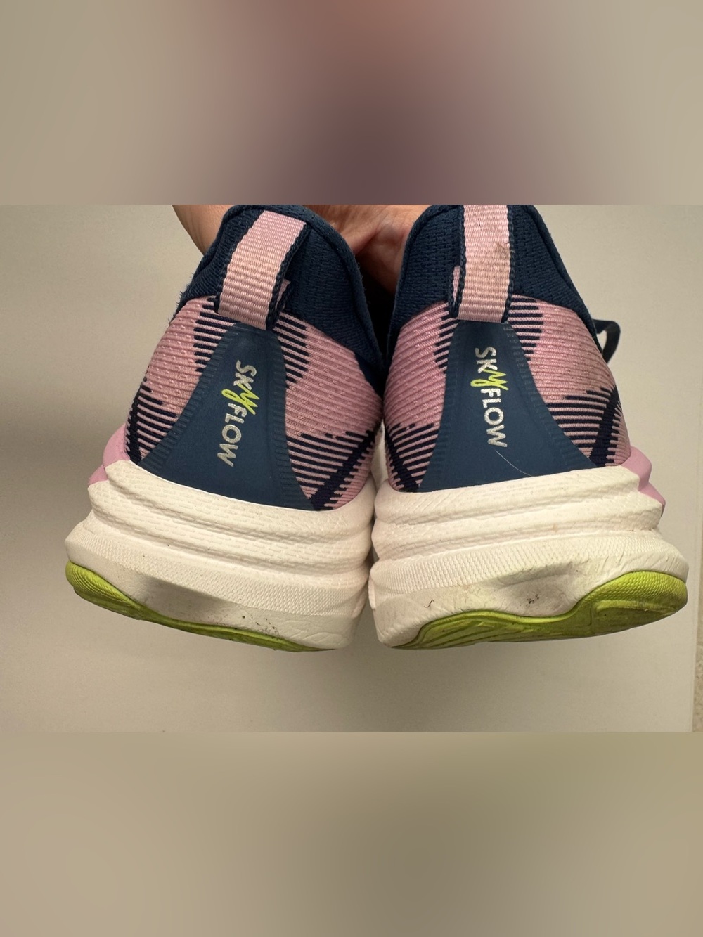 Hoka Skyflow Midnight / Pink Twilight Size 9 - Picture 6 of 7